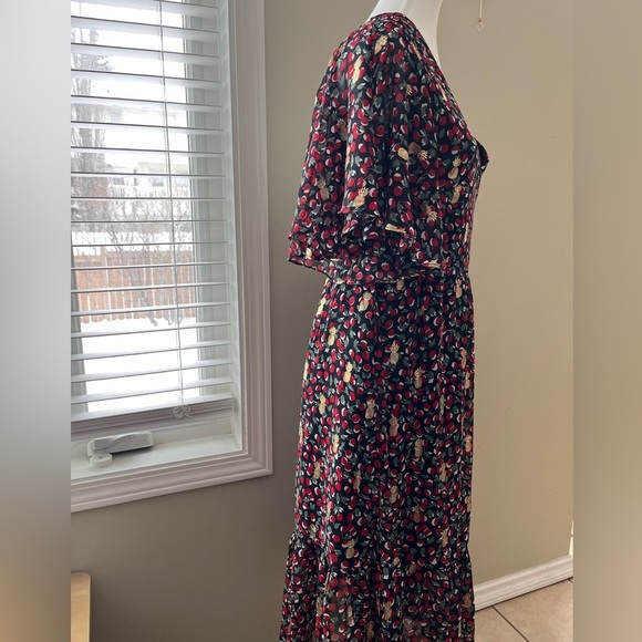 [M]Axara Paris Deep V Tied Neck S/S Cherry Pinapple Chiffon Dress - Picture 4 of 13
